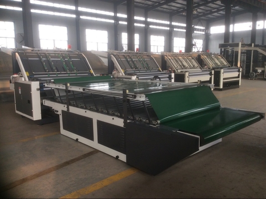 Máquina que lamina de la flauta acanalada semi automática de la caja
