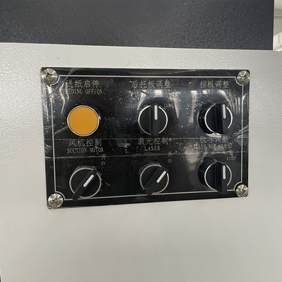 Servocontrol modelo del PLC de la grapadora 2600 automáticos de Gluer de la carpeta
