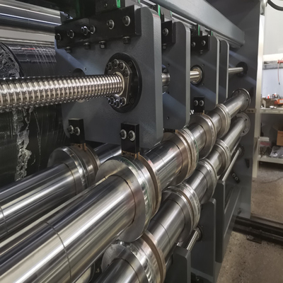 La velocidad rápida lleva el alimentador Flexo de Eage que imprime ranurando la máquina que corta con tintas 180pcs/Min