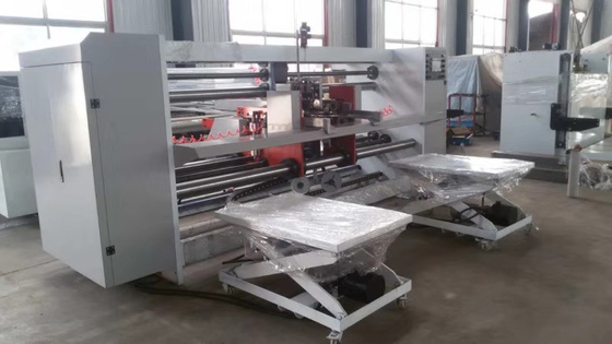 El doble de costura del cartón acanalado de gran tamaño semi automático cubre la enclavación de la máquina