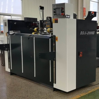 Control doble de costura del PLC del motor servo de la máquina de la caja semi automática del cartón