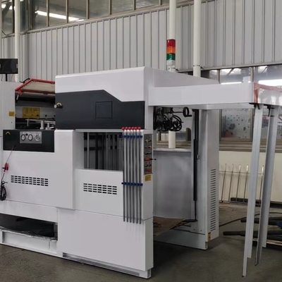 La caja acanalada del cartón de la máquina que arruga y que corta con tintas muere cortador