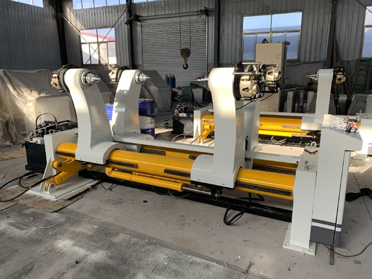 Soporte de rollo de molino hidráulico del ISO Gerun 1800 para la cadena de producción de la cartulina acanalada