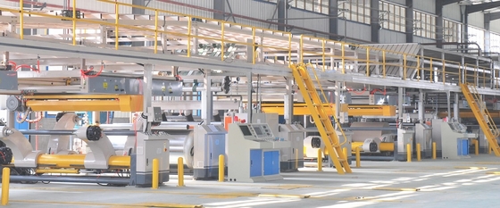 cadena de producción automática de la cartulina acanalada de 380V 50HZ garantía de 1 año