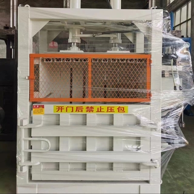 Máquina de embalaje de papel de desecho de doble cilindro para compresión y embalaje