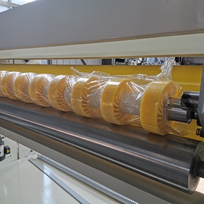 Línea de producción de cartón corrugado de corte NC de alta velocidad de 2200 mm