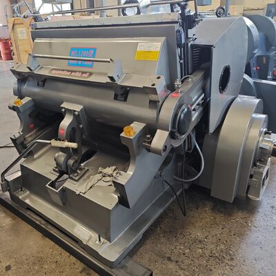 ML1200 Máquina de corte a presión de cartón ondulado de función continua de suministro eléctrico de aceite ideal para líneas de producción de envases