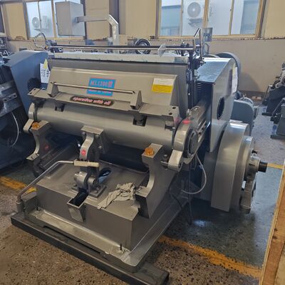 Máquina de corte a presión de cartón corrugado de acero inoxidable con método de suministro de aceite eléctrico Motor Hengshui ideal para la producción de cartón