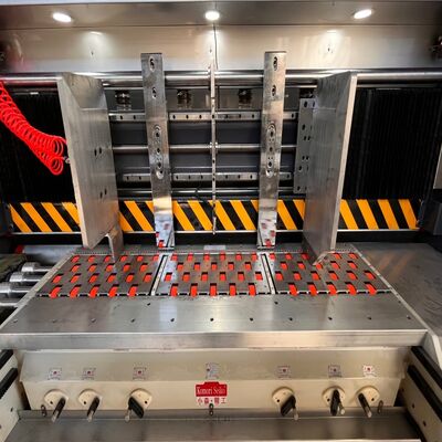 Máquina de impresión flexográfica de cartón ondulado con doble ranura