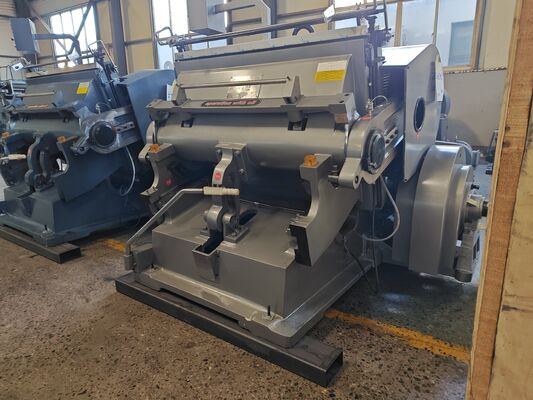 Máquina troqueladora manual de cartón corrugado de alta resistencia ML1200 con tamaño de 1200 × 830 mm y cuatro sistemas de seguridad