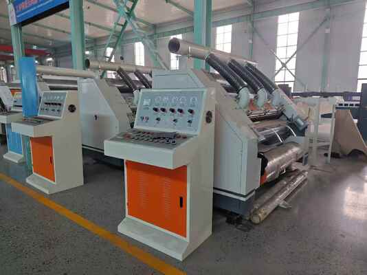 Máquina de calefacción de vapor de 1800 mm de ancho efectivo con estructura de tipo de succión para la producción de cartón corrugado