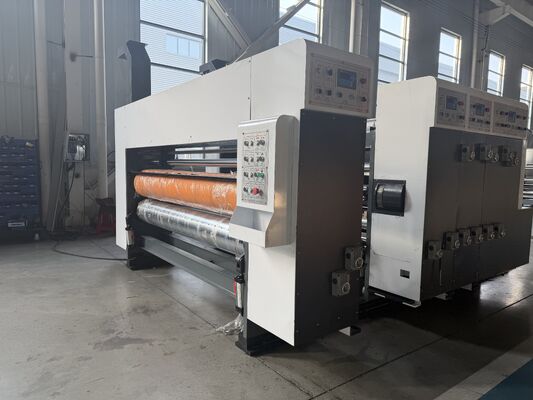 Máquina de impresión automática de cartón flexo ondulado 100-130 m/min Velocidad calidad de impresión constante para la industria del embalaje