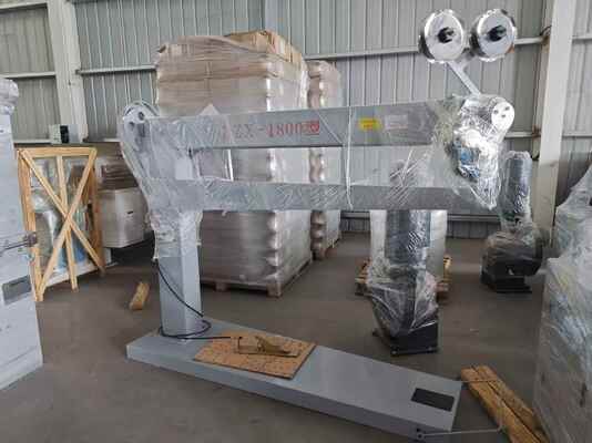 DZX1800 Manual Carton Box Stitching Machine With Steady Revolving Operation And High Speed Performance
