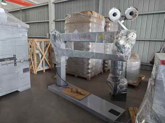 Máquina de costura manual de caja de cartón DZX1800 con velocidad de 250/min y longitud de brazo de 1800 mm para un embalaje eficiente