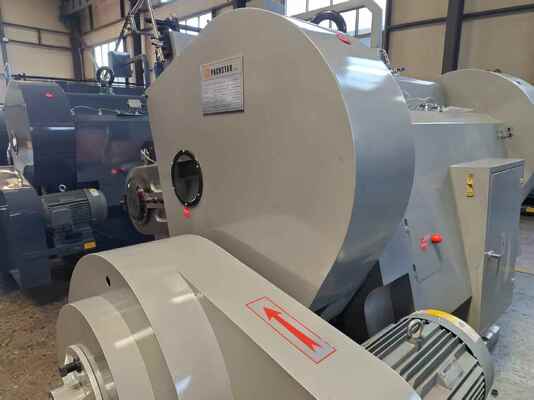 ML1500 Model Semi Automatic Corrugated Carton Die Cutting Machine with Electric Suction Plate Brake Clutch and Four Insurance Parts for Safe Operation