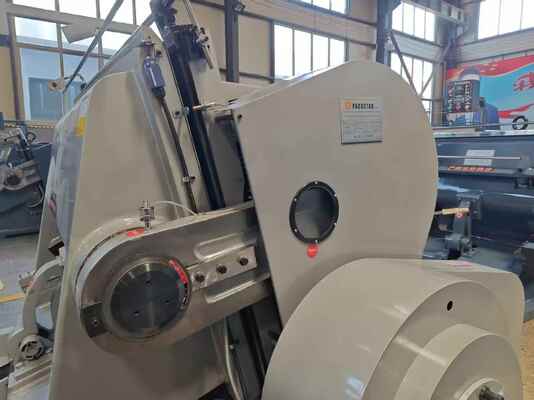 ML1500 Máquina semiautomática de corte por hexagonal de cartón ondulado con embrague de freno de placa de succión eléctrica y cuatro partes de seguridad para mejorar la seguridad