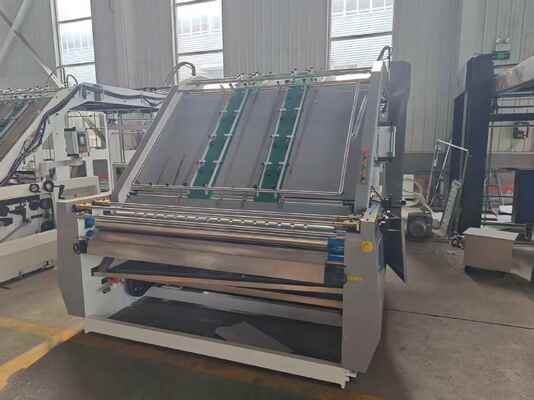 Laminador automático de flauta de alta velocidad 100pcs/min con tamaño 1600x1250mm y sistema de control PLC