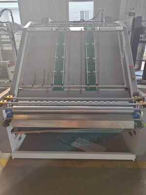 HL1600 Máquina automática de laminado de flauta con 1600X1250mm Max. Tamaño de laminado, 5500 hojas / hora Velocidad y control de programa PLC