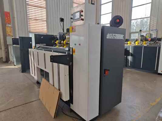 Double Servo Semi Automatic Carton Box Stitching Machine 600 Nails Per Minute Corrugated Box Stitcher